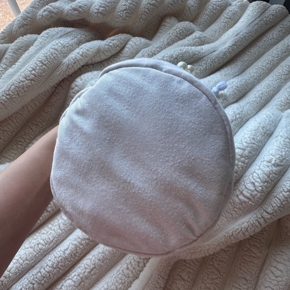 Dior Cream Drawstring Bag with Pearl Accent - Picture 4 of 5